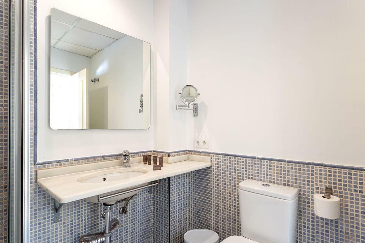 Genteel Home Francos Sevilla Buitenkant foto